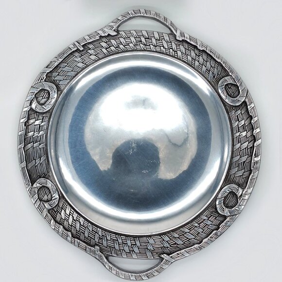 Wilton Armetale Large Round Platter Tray with Handles 14.5" - Picture 6 of 6